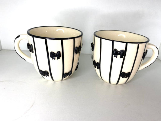 Black bow tea cups