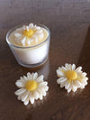 Daisy glass candle